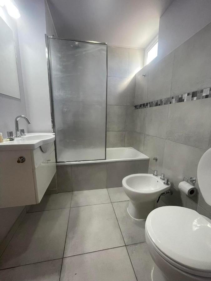 Departamento Por Dia Para 4 Personas Con Cochera Cubierta En Bahía Blanca 外观 照片